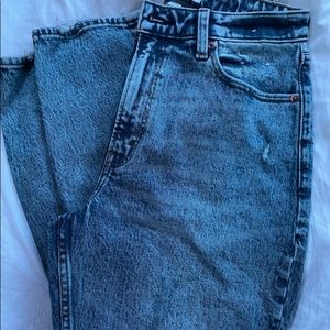 Abercrombie and Fitch curve love mom jeans
